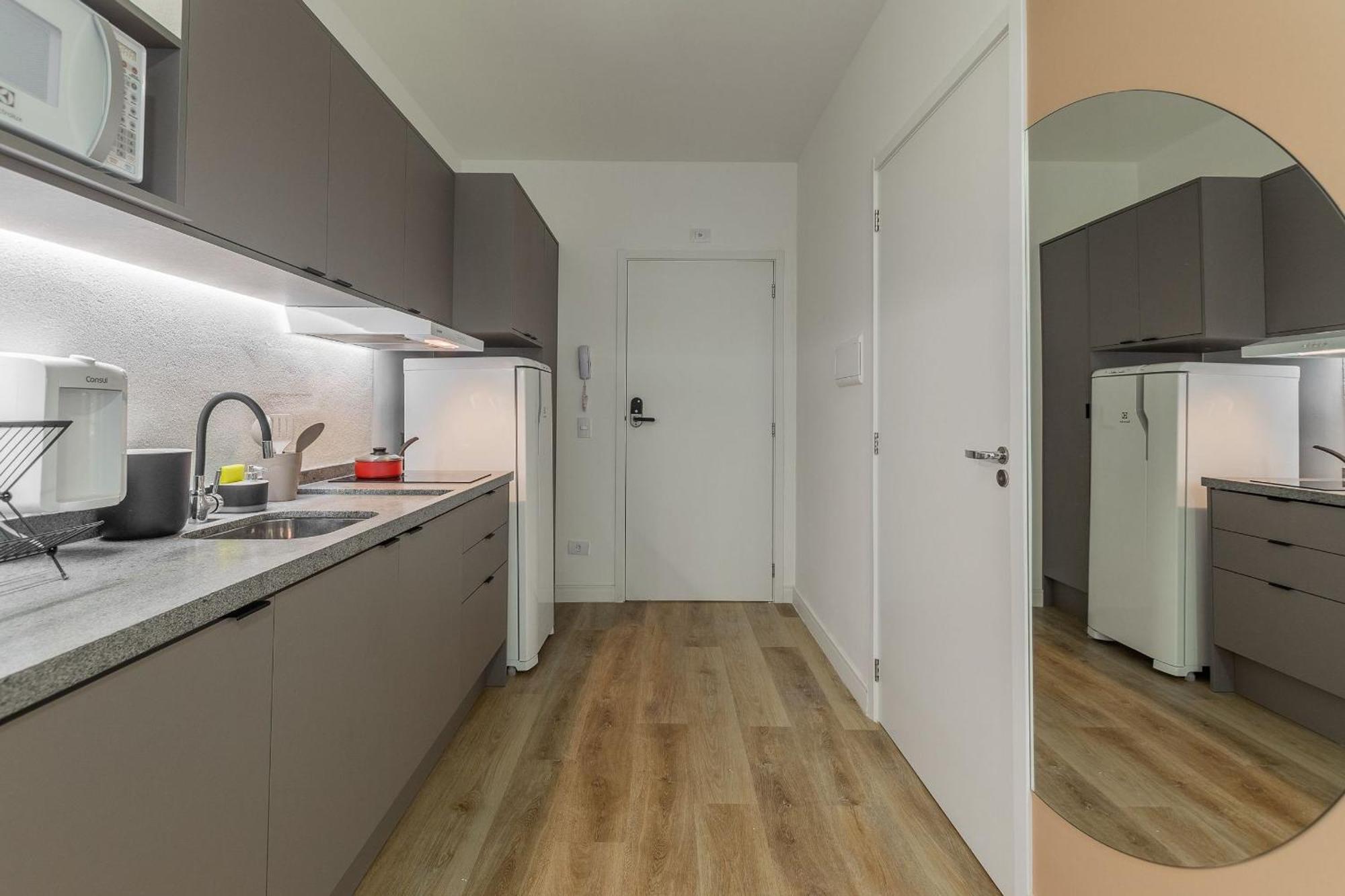 Easy Life Campos Puc By Xtay - Conforto Em Curitiba, A Poucos Minutos Do Teatro Paiol E Do Mercado Municipal Holiday home