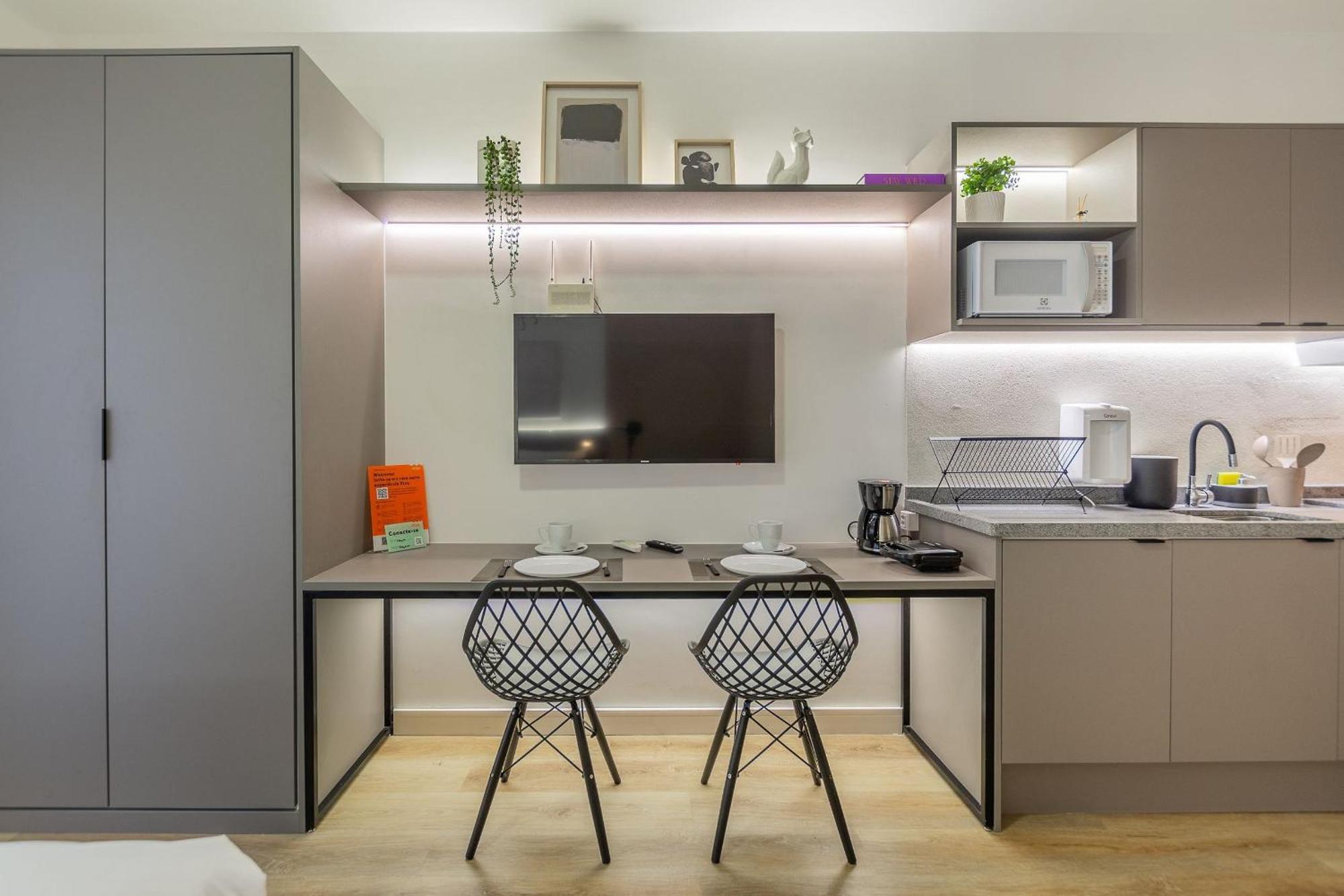 Easy Life Campus Puc By Xtay: Sua Moradia Em * Curitiba